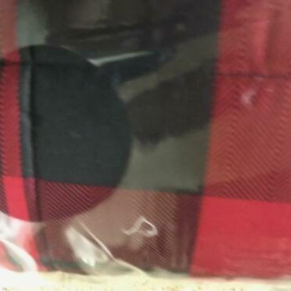 NIP RED PLAID DOWN ALTERNATIVE COMFORTER FULL/QUEEN - Picture 7 of 11